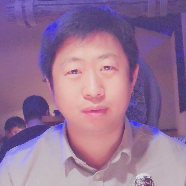 快乐的郭柯的照片
