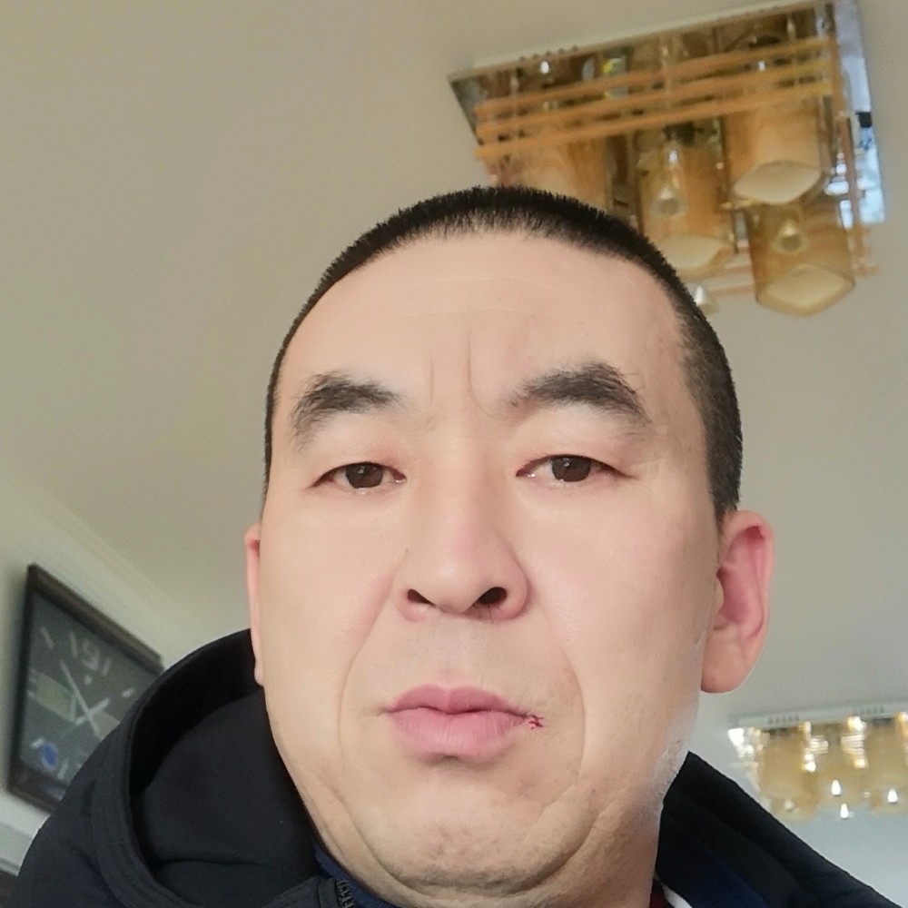 同门的照片