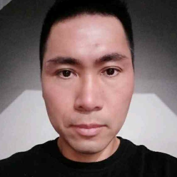 漫步云端云逸的照片