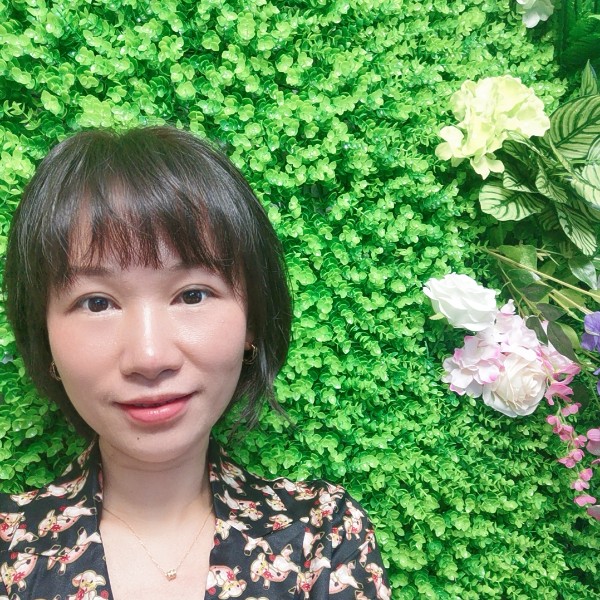 菲菲老师的照片