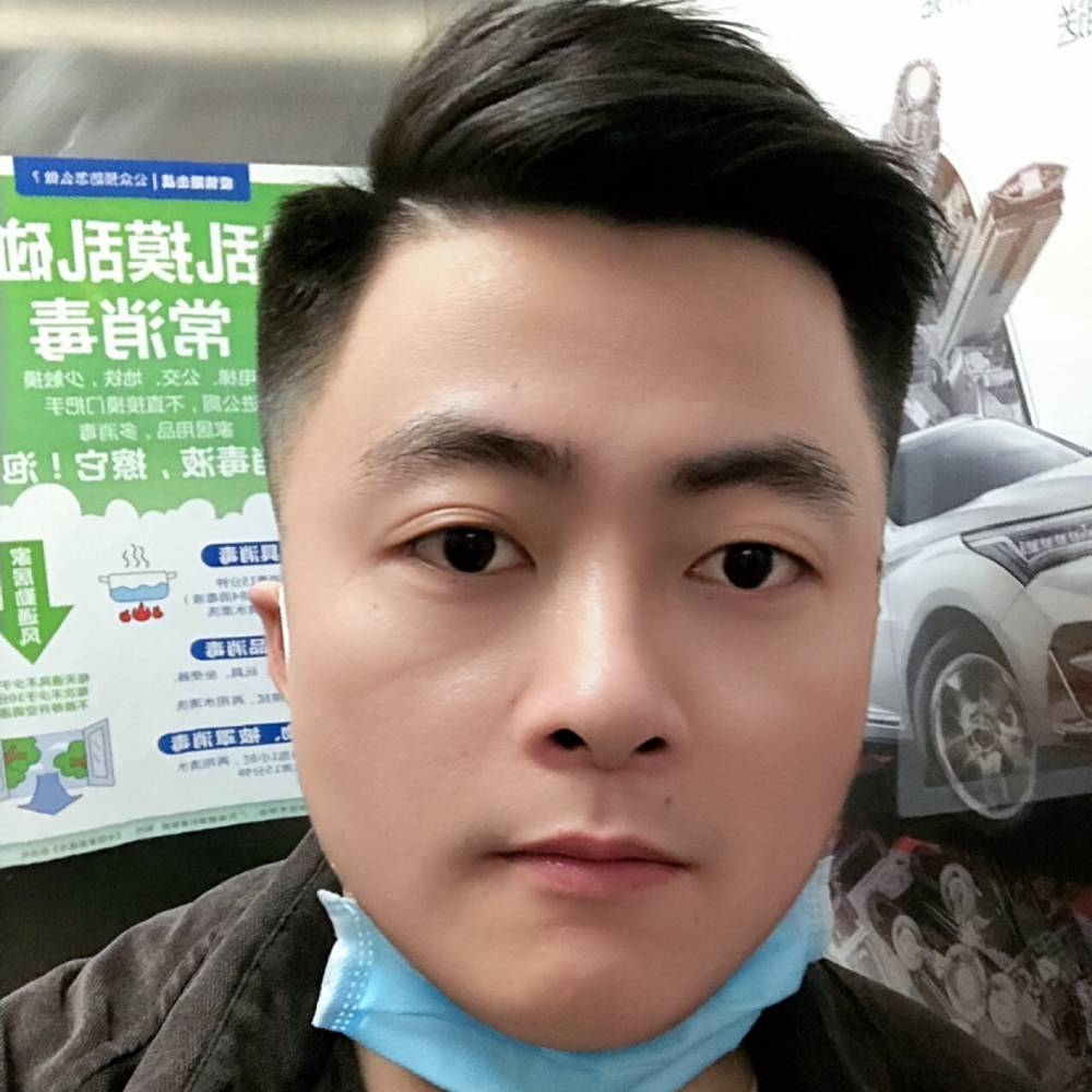 彭正的照片