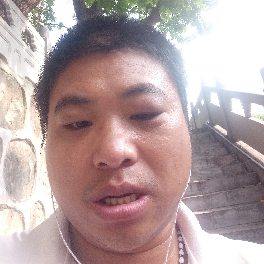 歌手情歌王。的照片
