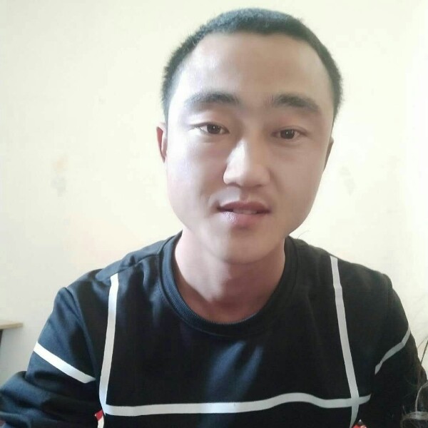 微笑背后忧伤的照片