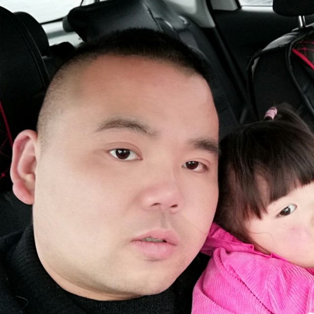 调皮改变钢笔的照片