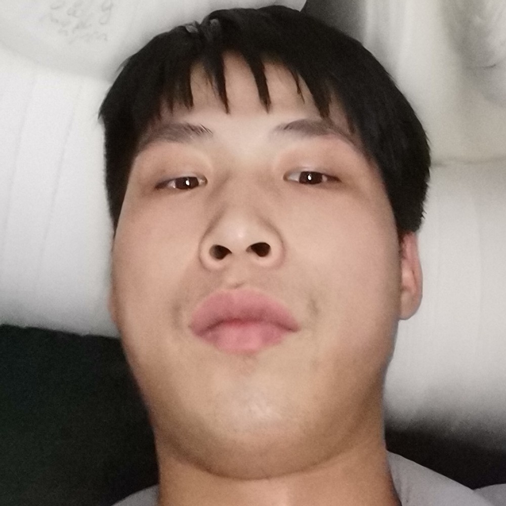 紧张扯逐风的照片