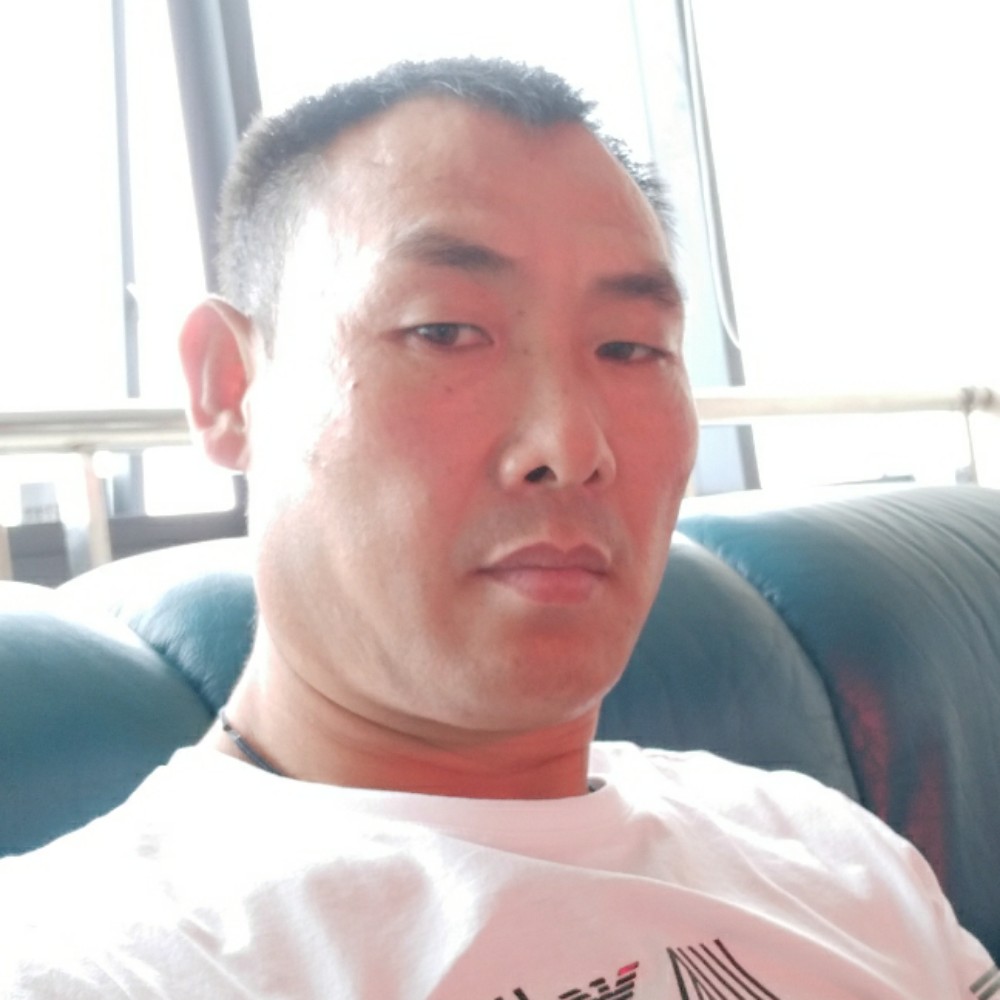 红牛贤惠的照片