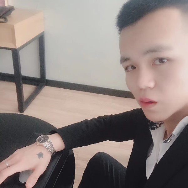 *爱而不得的照片