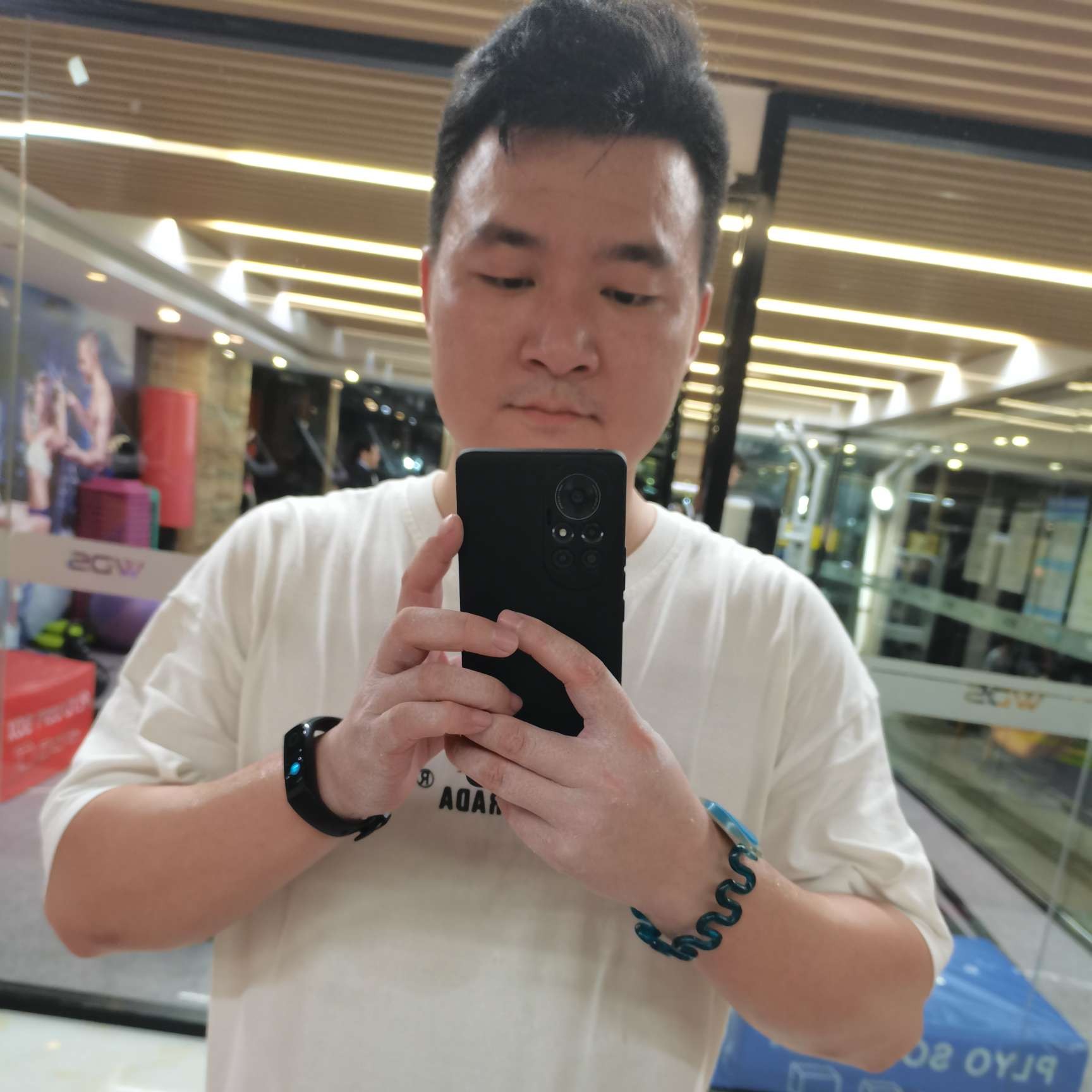 吃吃喝喝小懒猪的照片
