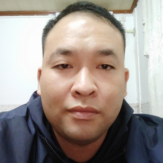 一个离异等爱的人的照片