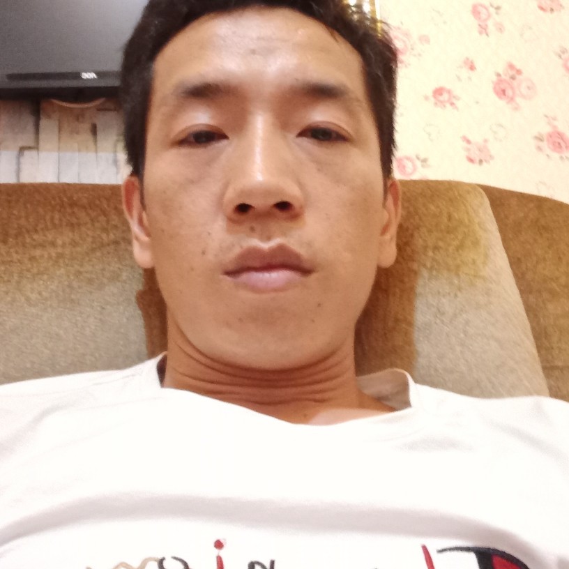 尊敬迎金毛的照片
