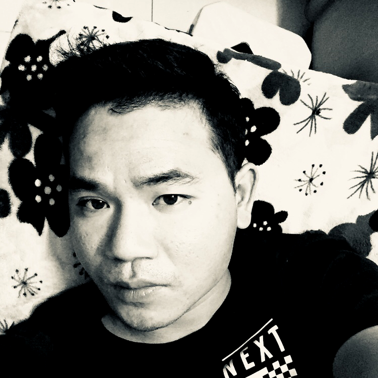 狂风中的暴雨的照片