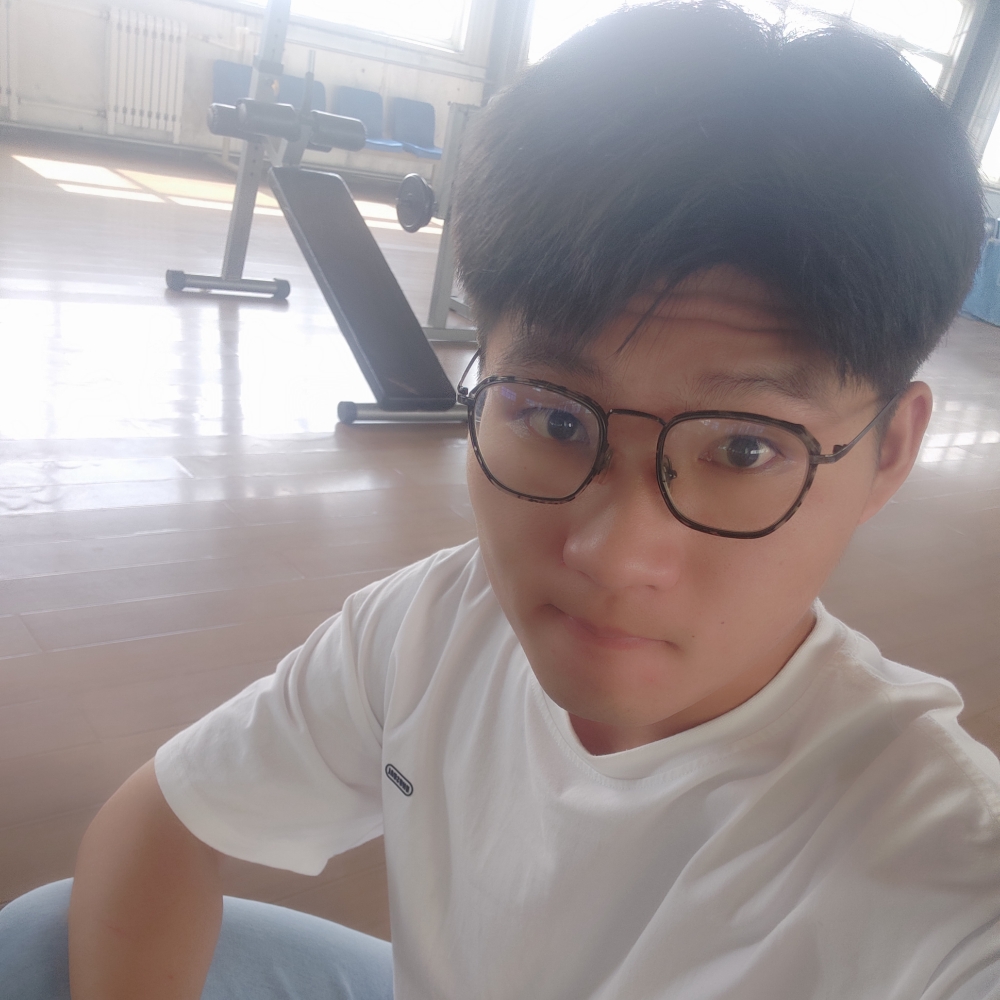 梅庆瑞的照片