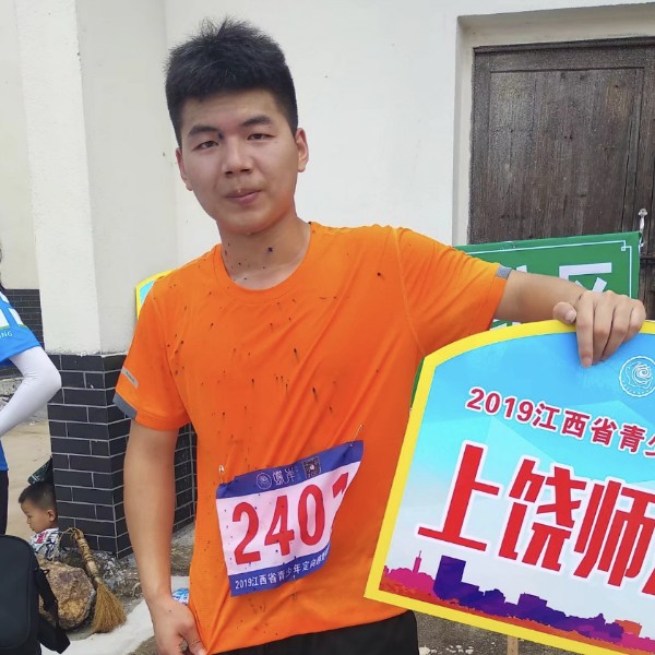 桂圆先生的照片