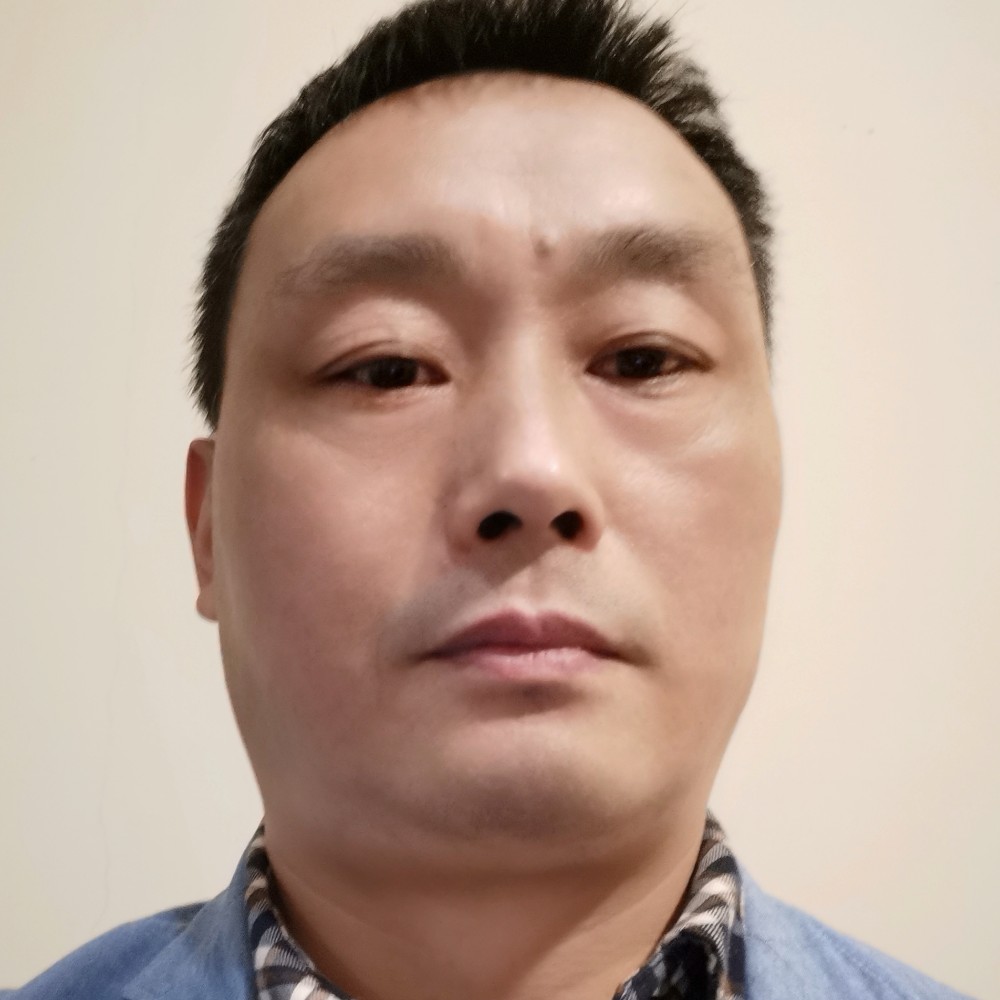 黑土黑土的照片