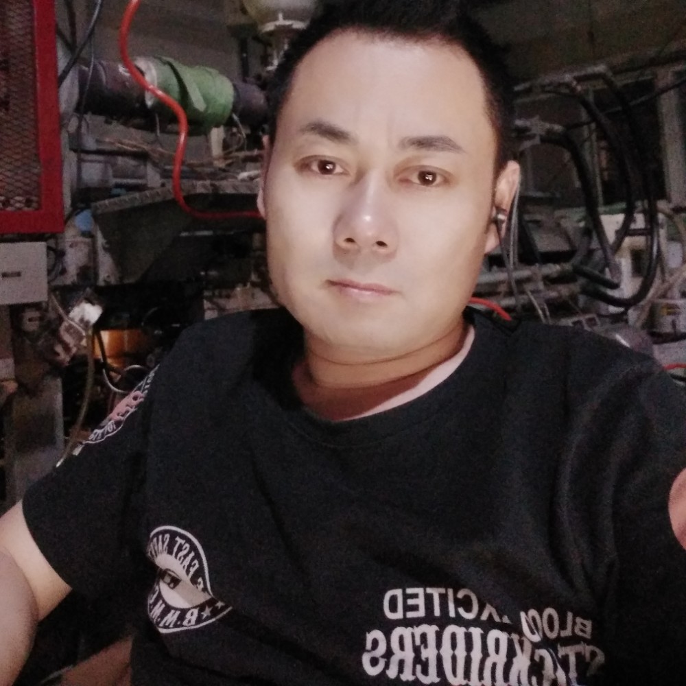 小丸子给受伤的照片