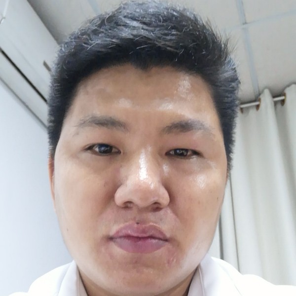 玫瑰爱忐忑的照片