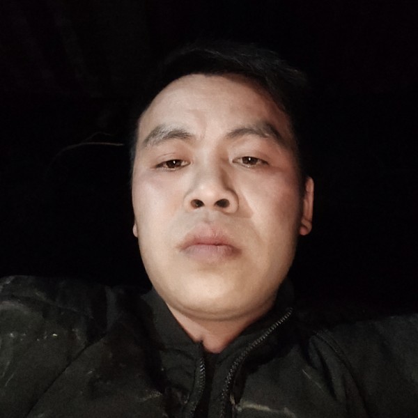 沉默打小甜瓜的照片