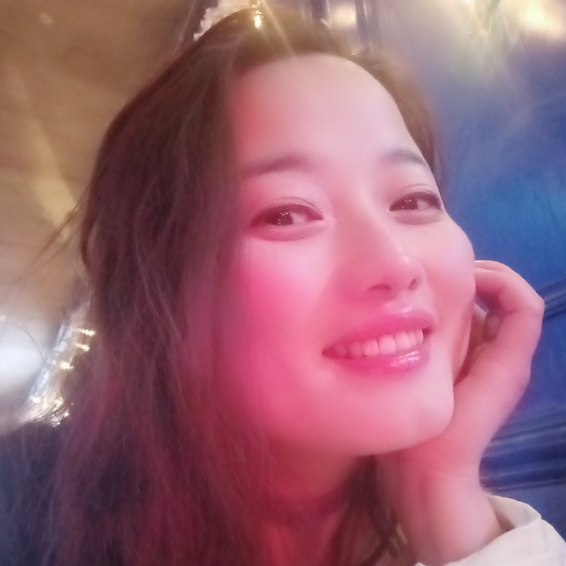 吖吖的照片