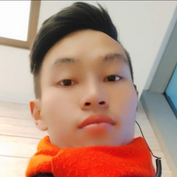 幽默二娃哥哥的照片