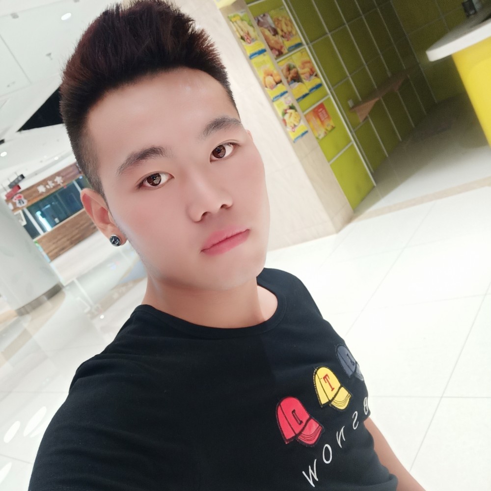 电话泪了默默的照片