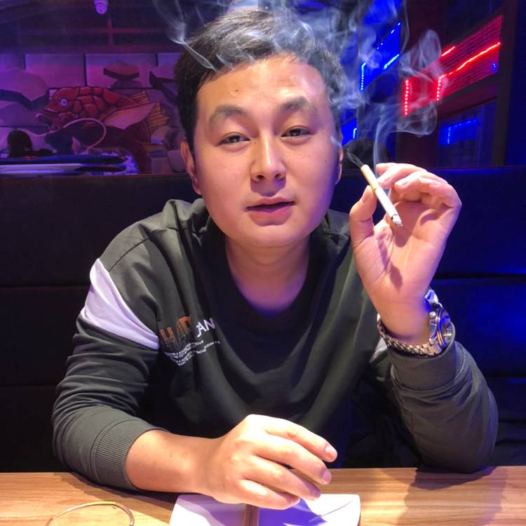 失眠凝眸金鱼的照片