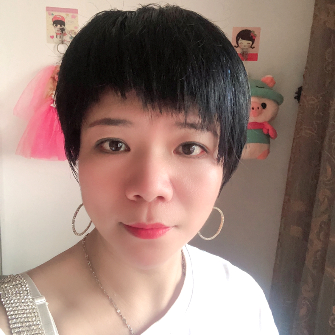 耳机就跳跃的照片