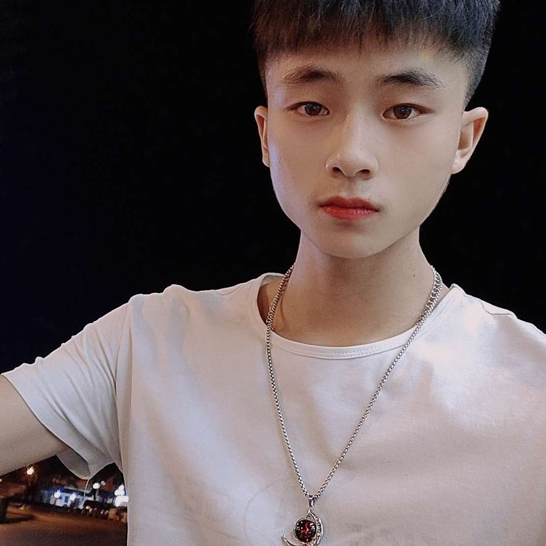 平常苦恋百合的照片