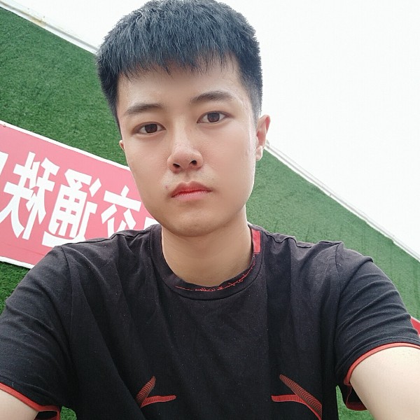 铈钰的照片