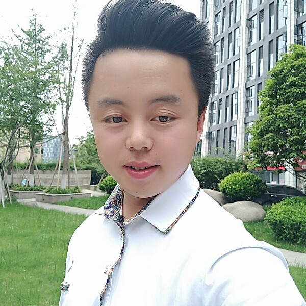 蓝天与伶俐的照片