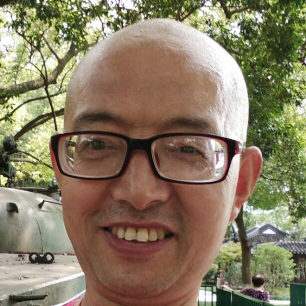 隐忍拾忆服饰的照片