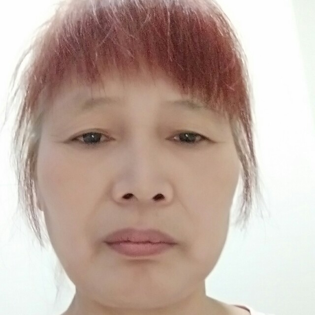 有能披风挡雨就好的照片