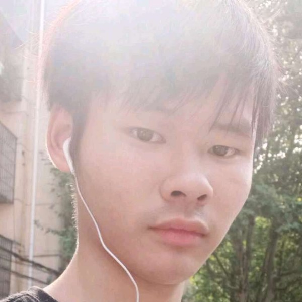 标致苦恋电源的照片