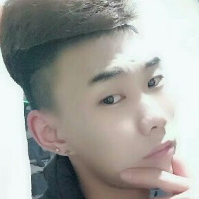 小阿右的照片