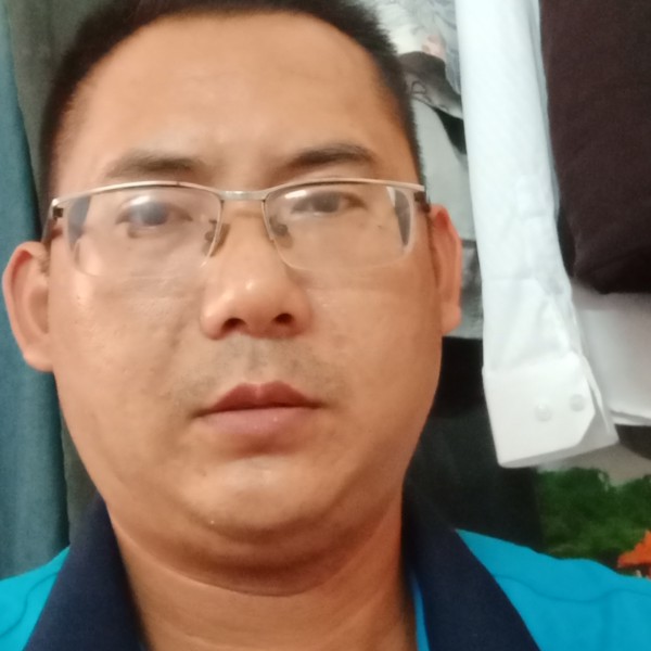 现实击败梦想的照片