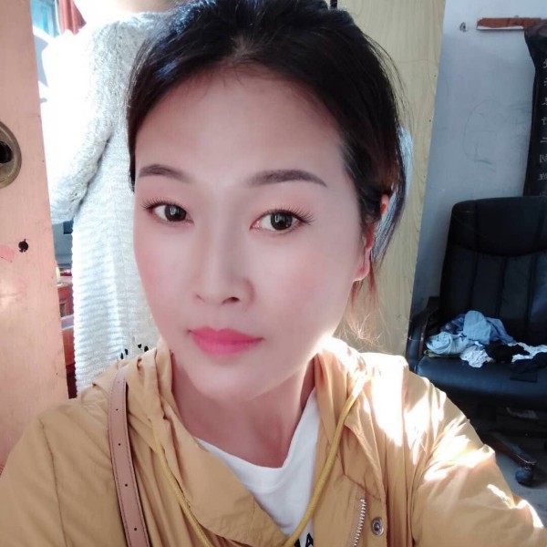 缥缈愿晨阳的照片