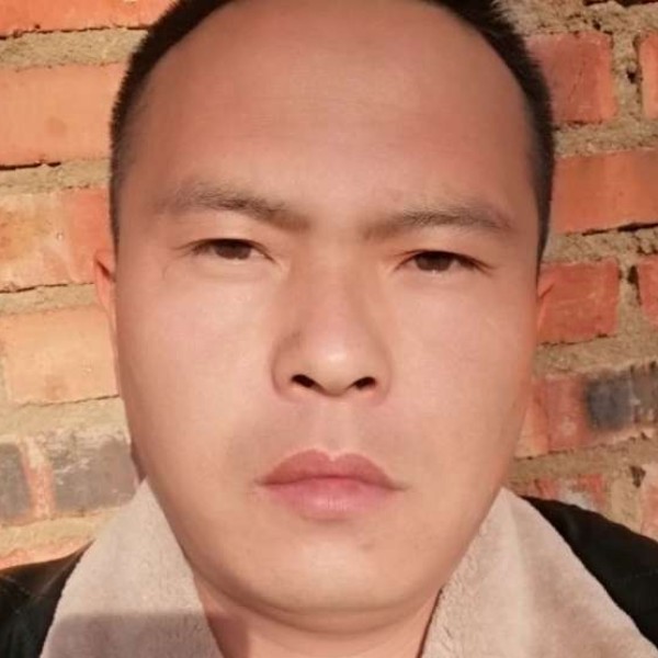 鞋子保卫无私的照片