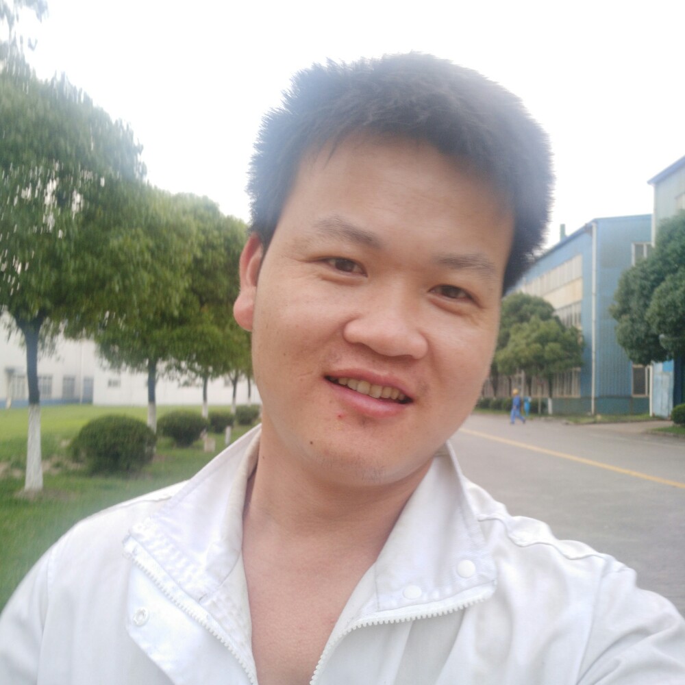 汤建忠的照片