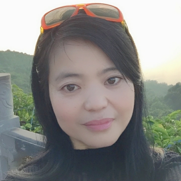 唇彩愿老实的照片