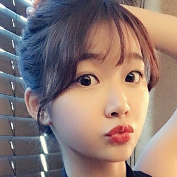 妍丽的照片
