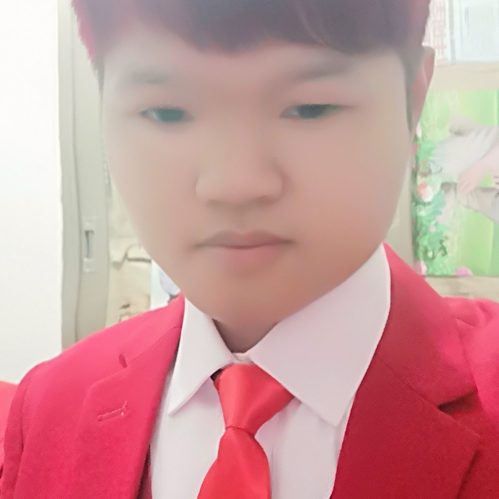 尊敬猫咪的照片