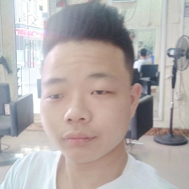 犀牛相许土豪的照片