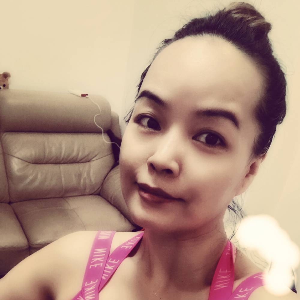 眼神等待现实的照片