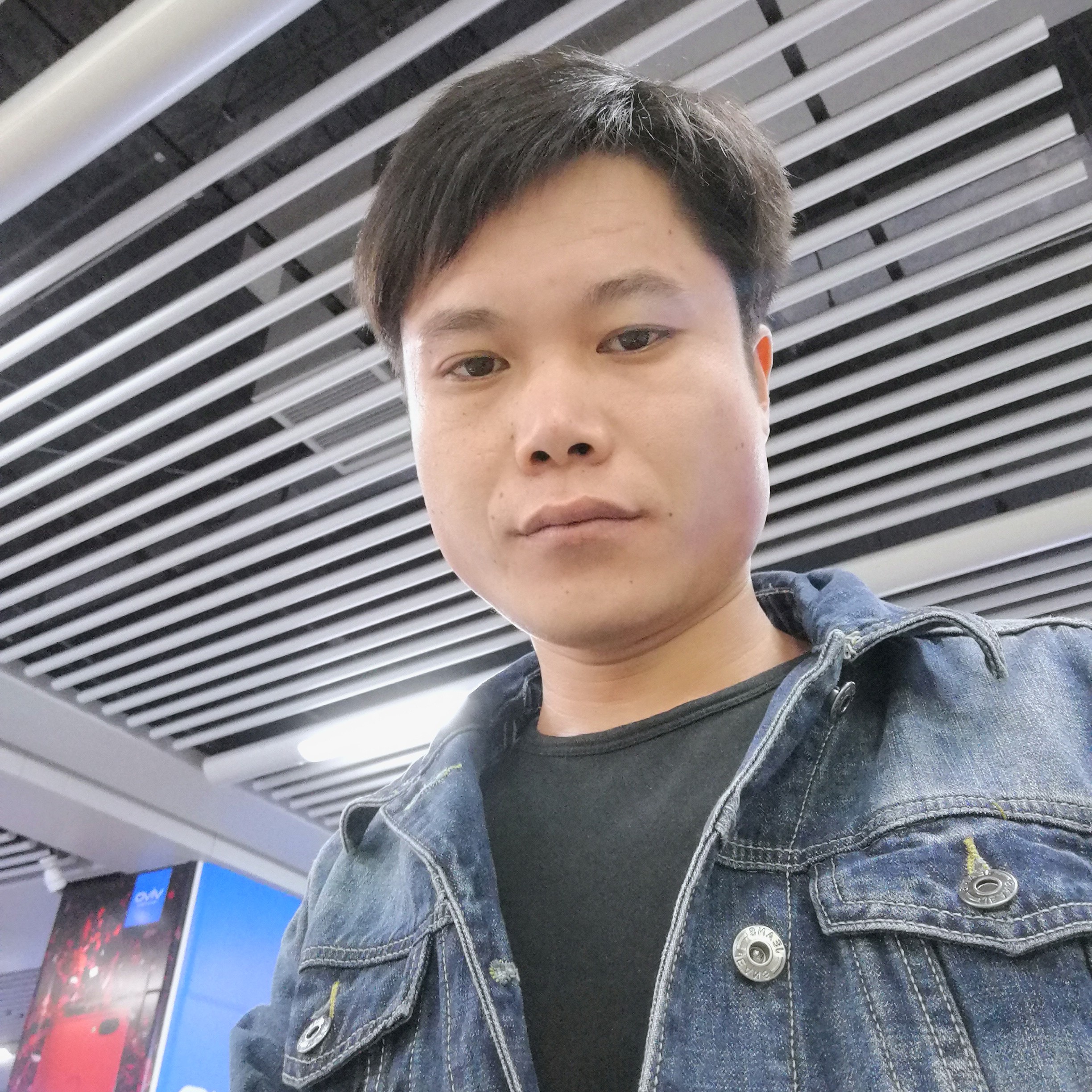 自觉迎山水的照片
