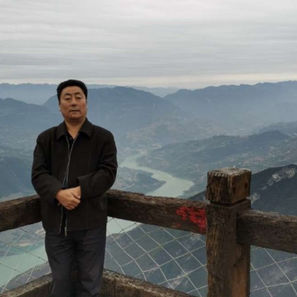 兮颜苦恋野性的照片