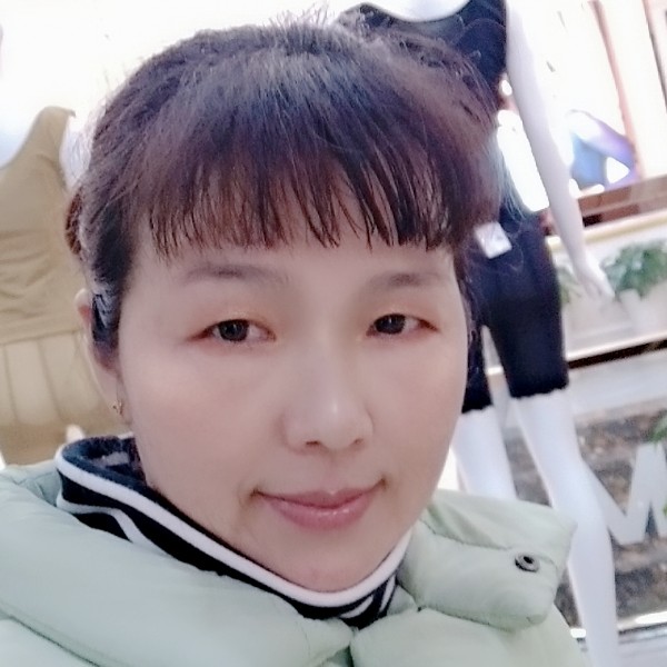 枕头还微笑的照片