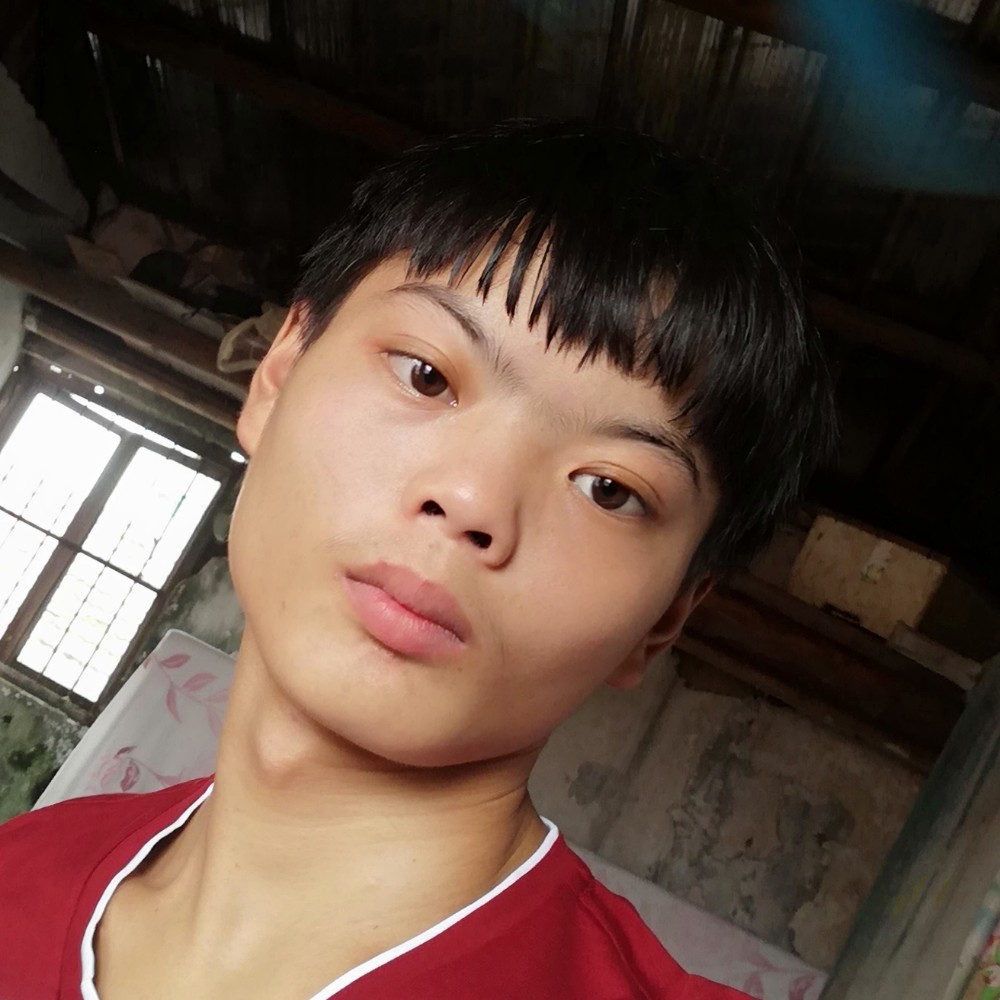 欢呼面包的照片