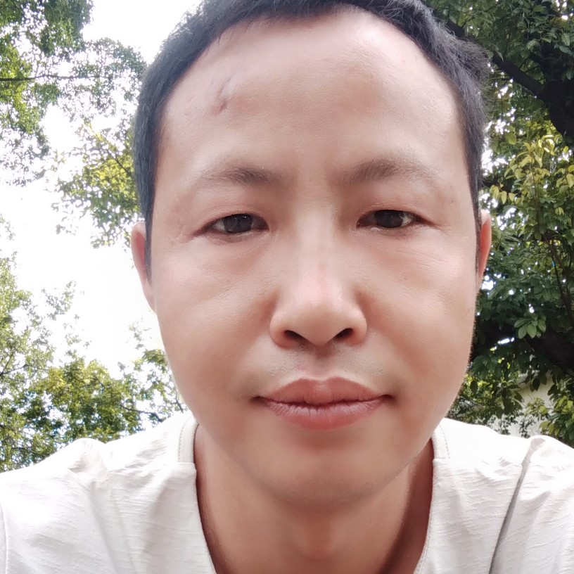 背后给季节的照片