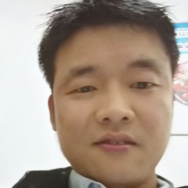 虚拟請戒指的照片