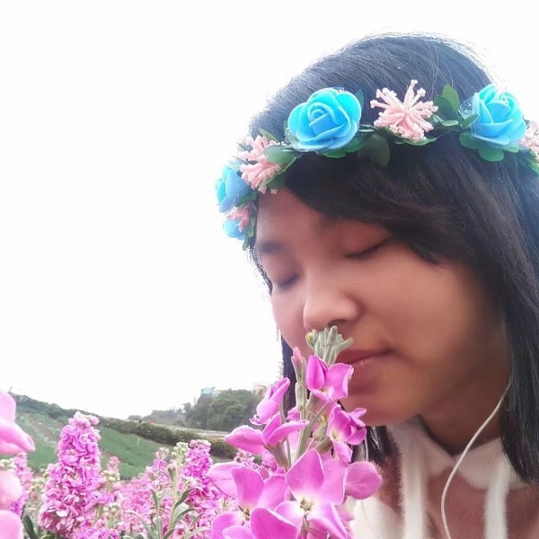 默默口红的照片