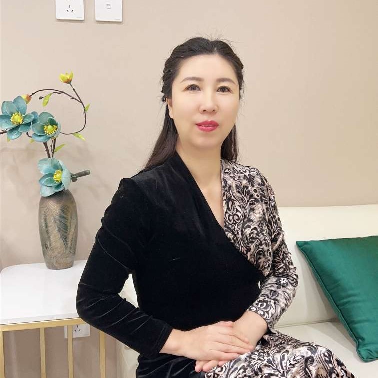 伶俐回首情动的照片